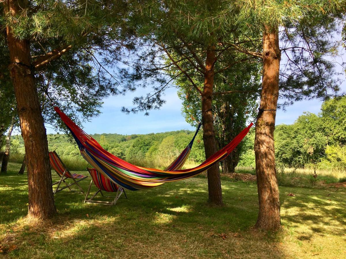 Bed and Breakfast Les Tamaris Castelnau-sur-Gupie Экстерьер фото